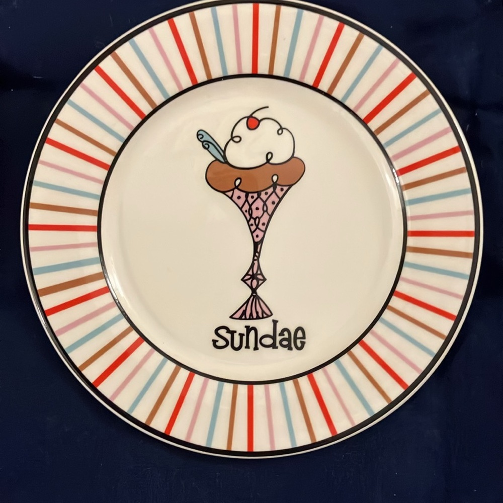 Manual Woodworkers & Weavers, Inc. 4 4 1/2” Ice Cream Motif Ceramic Mini Plates - Picture 5 of 11